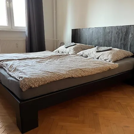 Utulny Byt Blizko Centra *